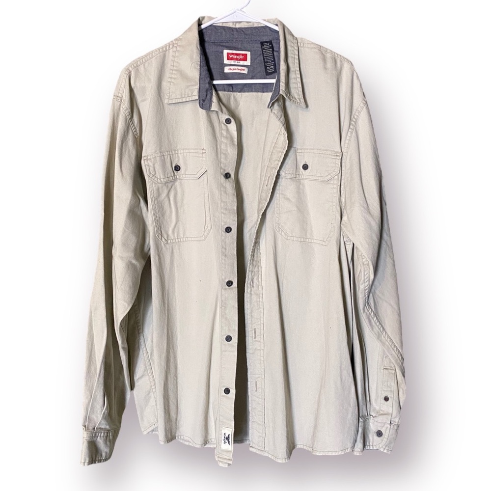 Wrangler Flex for Comfort Men’s Long Sleeve Button Down Khaki Flannel Size XL